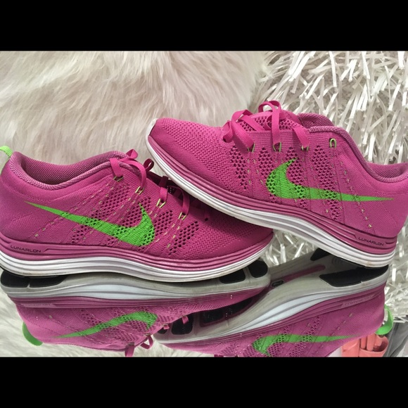 nike flyknit lunar 1 sale